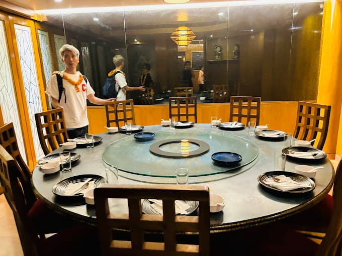 Warehouse Café, Sector 29