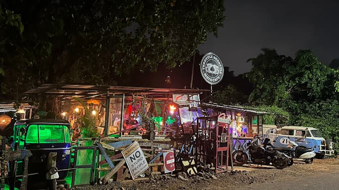 Moto Cafe Chapora: A Biker's Retreat