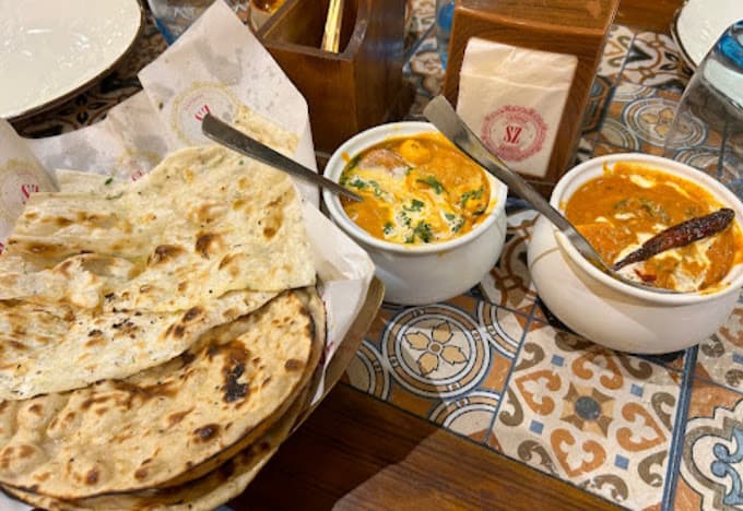 Sandoz: Popular Casual Dining in Amar Colony, Lajpat Nagar